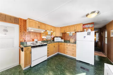 20570 River Dr, Estero, FL 33928 photo 8