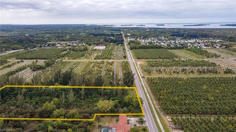 15650 Stringfellow Rd, Bokeelia, FL 33922 photo 3