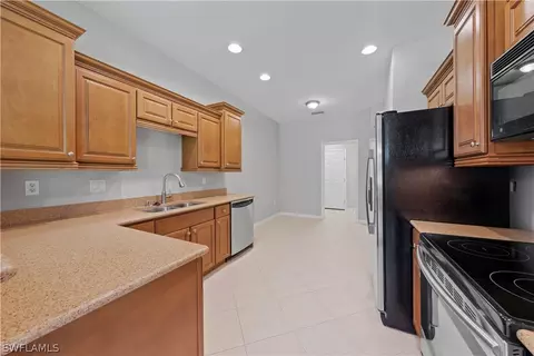 20286 Larino Loop, Estero, FL 33928 photo 6