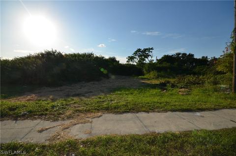 2738 Ford St, Fort Myers, FL 33916