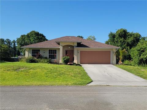 866 Spaulding St E, Lehigh Acres, FL 33974 photo 2