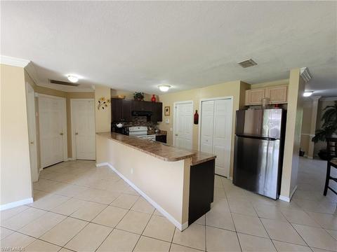 866 Spaulding St E, Lehigh Acres, FL 33974 photo 13