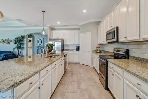 17514 Ashcomb Way, Estero, FL 33928 photo 6