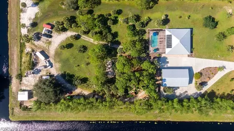 140 41st Ave NW, Naples, FL 34120 photo 9