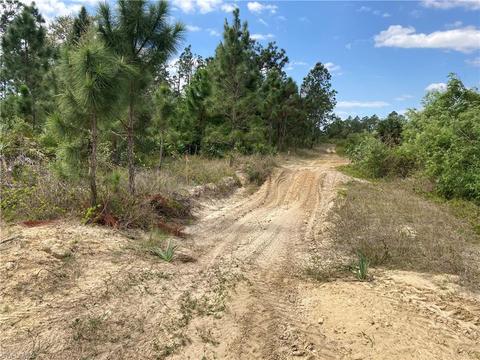 7897 9th Pl, Labelle, FL 33935 photo 5
