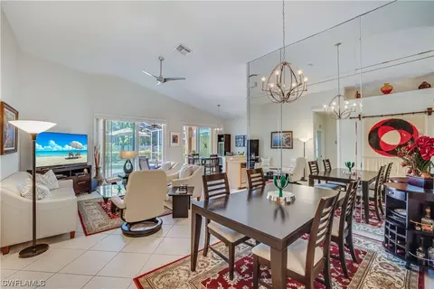 276 Glen Eagle Cir, Naples, FL 34104 photo 9