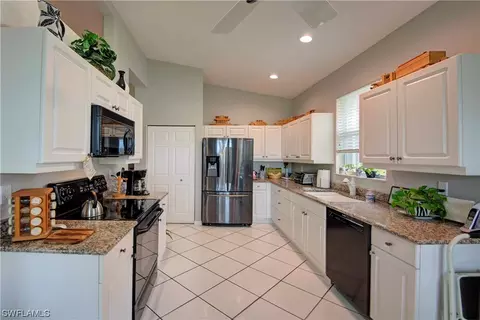 9219 Springview Loop, Estero, FL 33928 photo 10