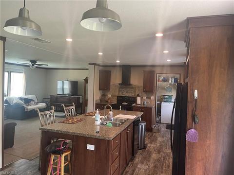 1316 Apache Ave, Labelle, FL 33935 photo 7