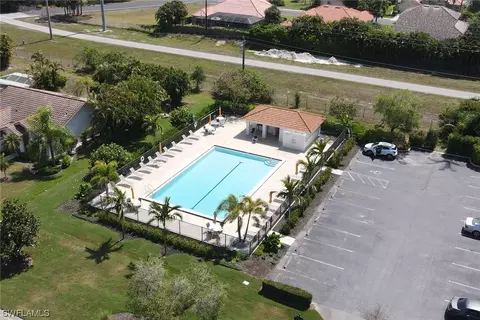 5374 Foxhound Dr, Naples, FL 34104 photo 32