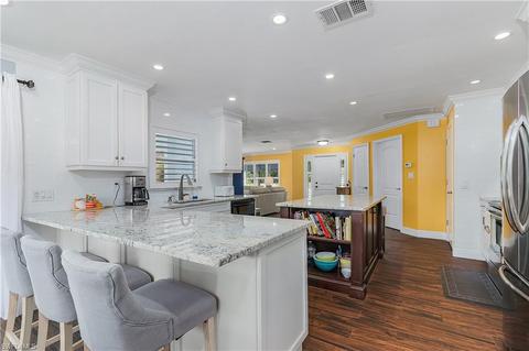 3031 Round Table Ct, Naples, FL 34112 photo 9