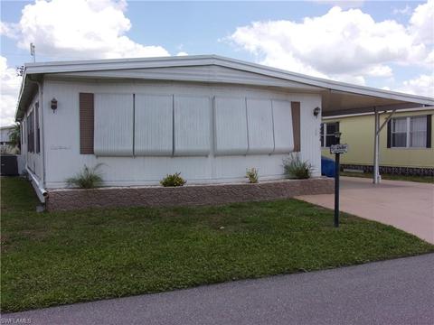 14502 Nathan Hale Ln, North Fort Myers, FL 33917
