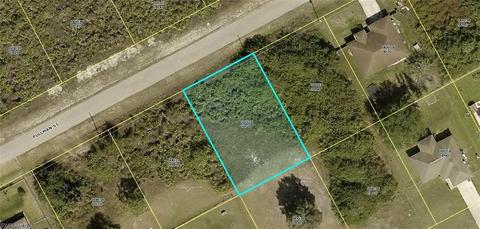 226 Pullman St, Lehigh Acres, FL 33974 photo 2