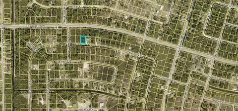 927 Maddock St E, Lehigh Acres, FL 33974 photo 2