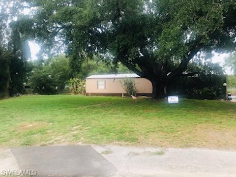 751 Citrus St, Labelle, FL 33935 photo 2