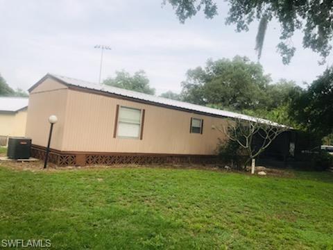 751 Citrus St, Labelle, FL 33935 photo 1