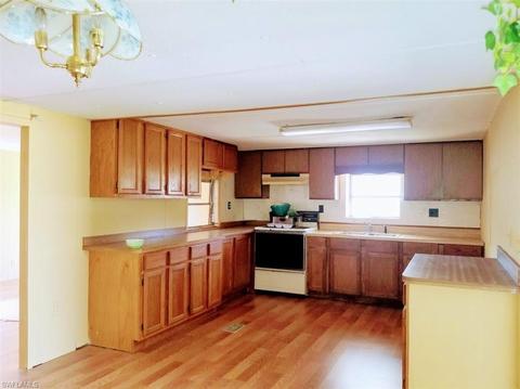 1213 10th St, Okeechobee, FL 34974 photo 7