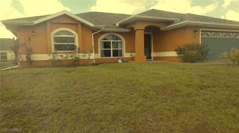 638 Chambers St E, Lehigh Acres, FL 33974 photo 2