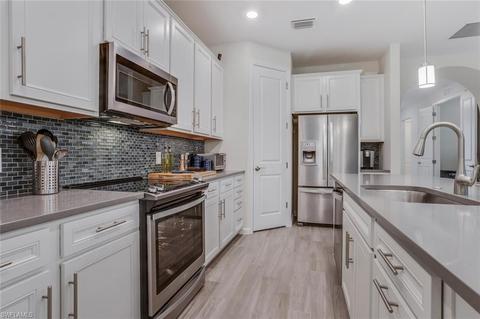 3352 Hampton Blvd, Alva, FL 33920 photo 5