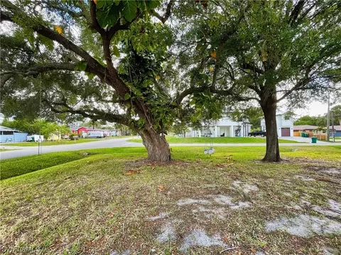 3433 Seagrape Ave, Naples, FL 34104 photo 16