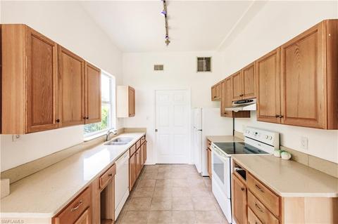 1290 Rainbow Ct, Naples, FL 34110 photo 22