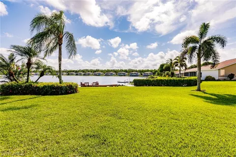 3072 Crown Pointe Blvd W, Naples, FL 34112 photo 2