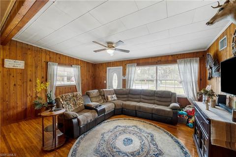 190 Clark St, Labelle, FL 33935 photo 5