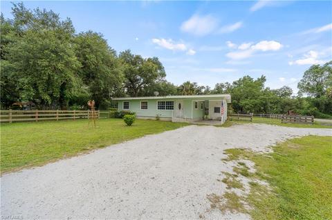190 Clark St, Labelle, FL 33935 photo 3