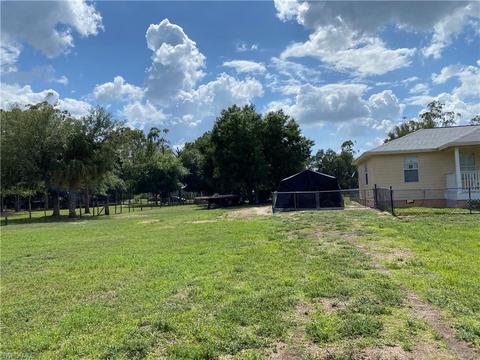 3770 E Double J Acres Rd, Labelle, FL 33935 photo 2