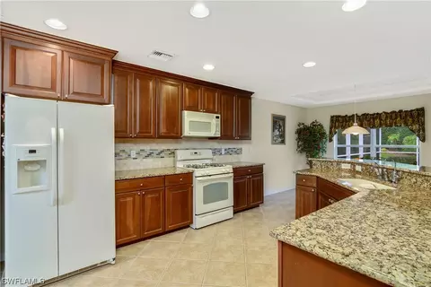 Undisclosed, Fort Myers, FL 33967 photo 10