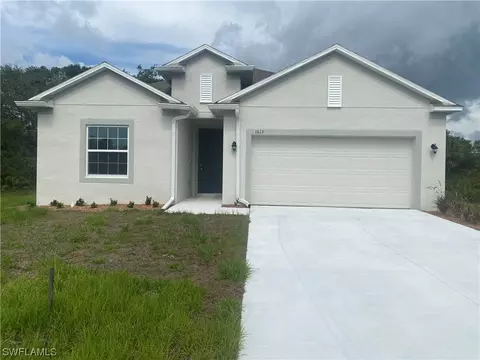 1613 Fifth Ave, Lehigh Acres, FL 33972