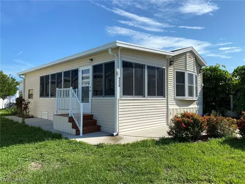 4530 Mayflower Way E, Estero, FL 33928 photo 2