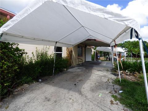 13 Apache St, Lehigh Acres, FL 33936 photo 3