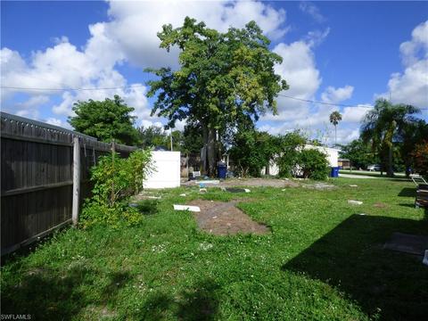 13 Apache St, Lehigh Acres, FL 33936 photo 7