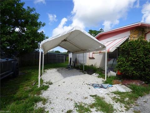 13 Apache St, Lehigh Acres, FL 33936 photo 2