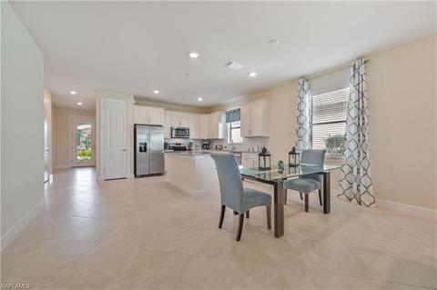 3533 E Hampton Cir, Alva, FL 33920 photo 2