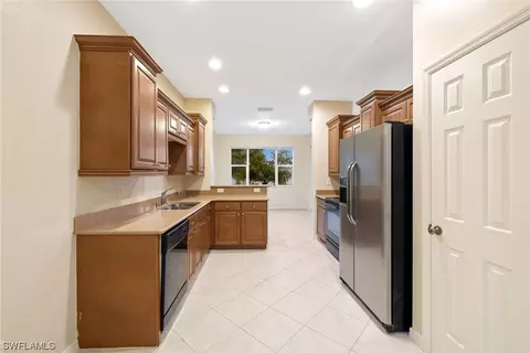 20307 Larino Loop, Estero, FL 33928 photo 9