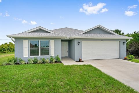 3102 22nd St W, Lehigh Acres, FL 33971