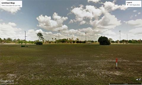 1337 Skyline Blvd, Cape Coral, FL 33991