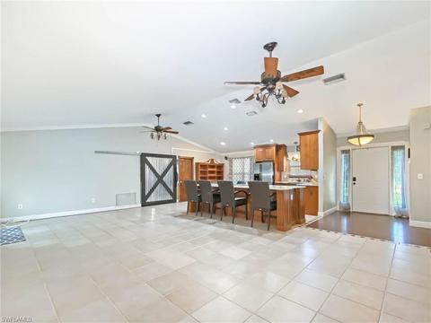 430 4th Ave, Labelle, FL 33935 photo 4