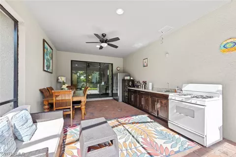 7610 Jacaranda Ln, Naples, FL 34114 photo 27