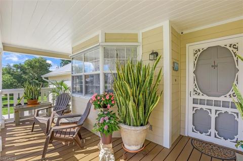 20520 Pine Tree Ln, Estero, FL 33928 photo 2