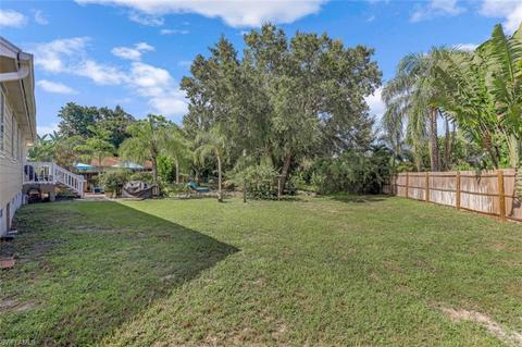 20520 Pine Tree Ln, Estero, FL 33928 photo 25