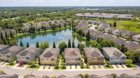 8835 Moonlit Meadows Loop, Riverview, FL 33578 photo 2