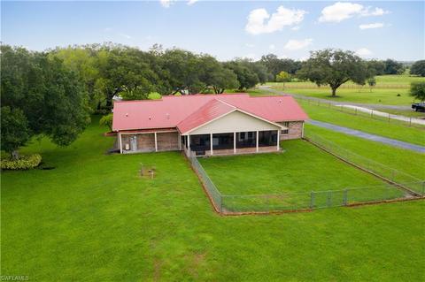 1936 Frontier Cir, Labelle, FL 33935 photo 5