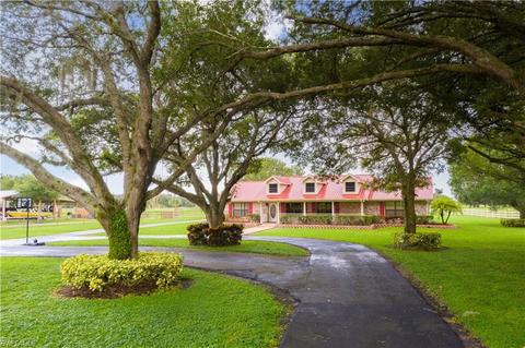 1936 Frontier Cir, Labelle, FL 33935 photo 2