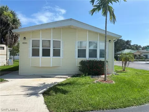 4581 Split Log Ln E, Estero, FL 33928 photo 1