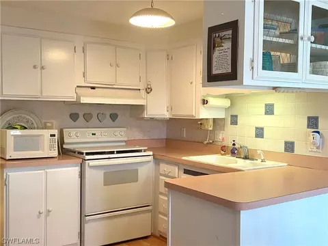 20141 Cobblestone Ct, Estero, FL 33928 photo 5