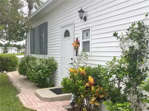 20141 Cobblestone Ct, Estero, FL 33928 photo 2