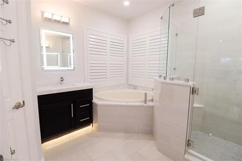 12640 Biscayne Ct, Naples, FL 34105 photo 13