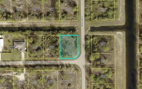 661 Trinity St E, Lehigh Acres, FL 33974 photo 1